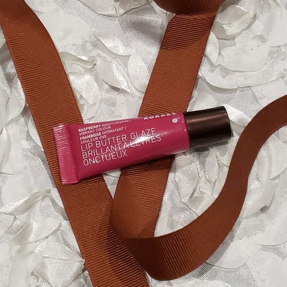 Korres Lip Butter (Discontinued) - Picture 1 of 2